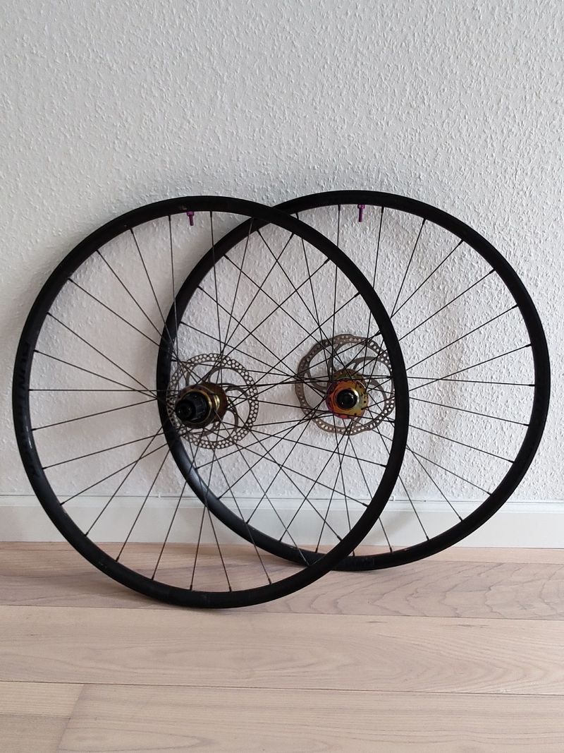 Tweedehands Bontrager Kovee Comp TLR 29 Boost 2024 Wheels