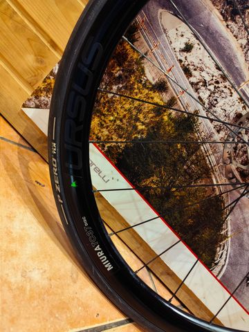 Brugt URSUS miurata tc37 disc 2024 bike — billede 3 af 8