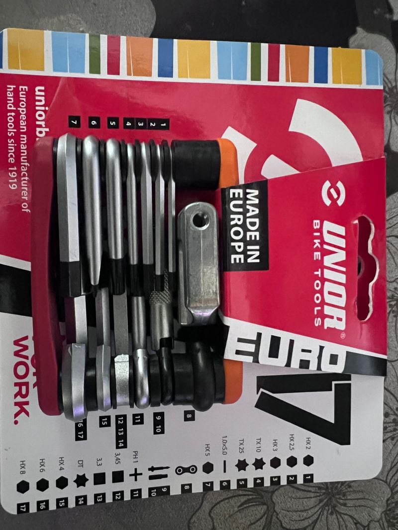 Tweedehands unior EURO17 Multitool 2026 bike — afbeelding 1 van 2