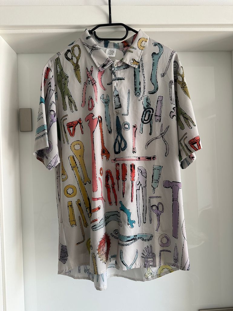 Used Ostroy Resort Shirt Tools bike — image 1 of 8
