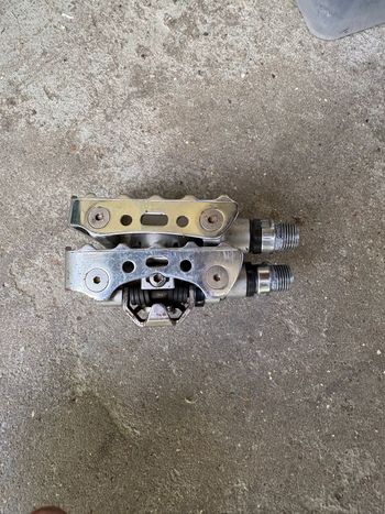 Used Shimano PD-M324 Pedals bike — image 2 of 3