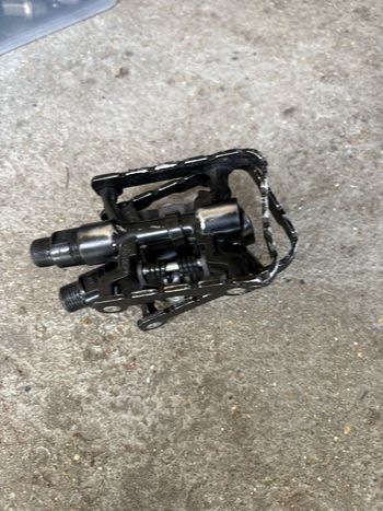 Used zwart Dual Side Hybride Pedal bike — image 2 of 3