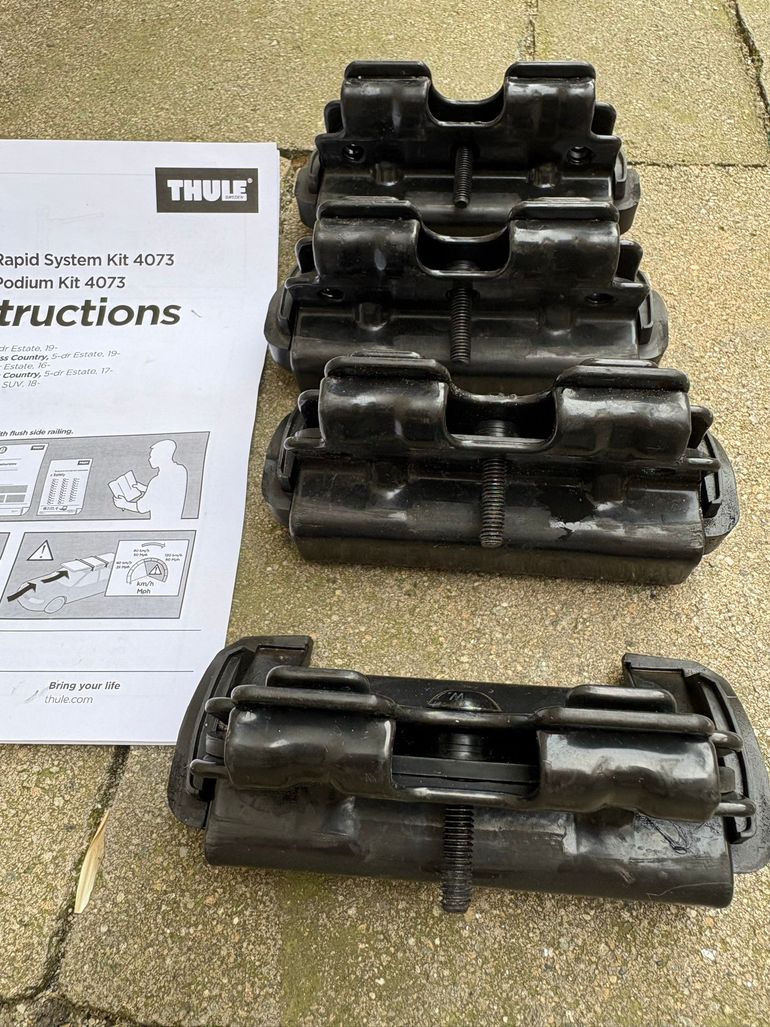 Used Thule WingBar 961 + Rapid System 753 bike — image 8 of 8