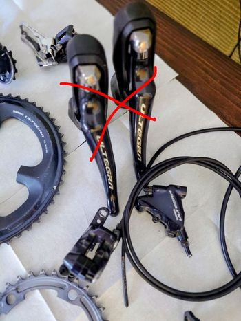Used Shimano Ultegra R8000 11-speed Groupset 2022 bike — image 4 of 4