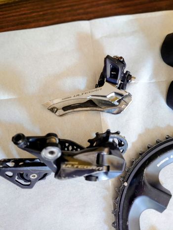 Used Shimano Ultegra R8000 11-speed Groupset 2022 bike — image 2 of 4