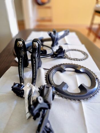 Used Shimano Ultegra R8000 11-speed Groupset 2022 bike