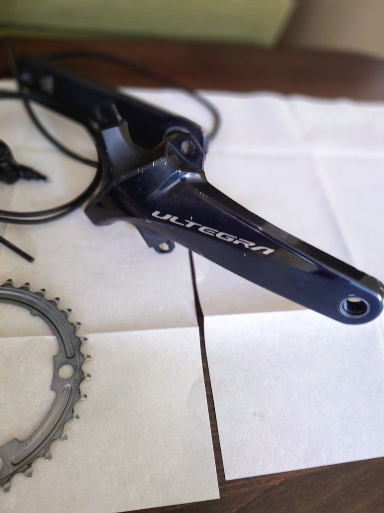 Used Shimano Ultegra R8000 11-speed Groupset 2022 bike — image 3 of 4
