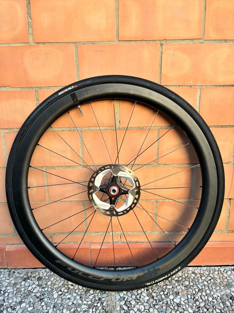 Used Fulcrum Wind 42 2025 bike — image 4 of 8