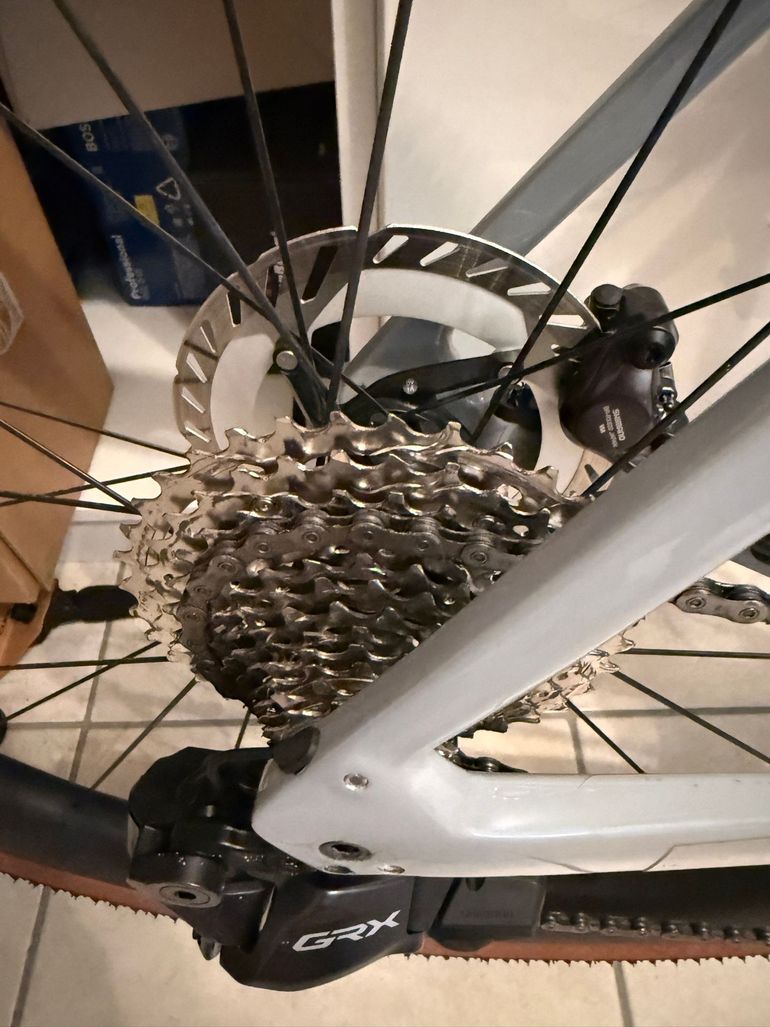 Used Shimano GRX Di2 Gruppe RX825 + Powermeter 2026 bike — image 4 of 10