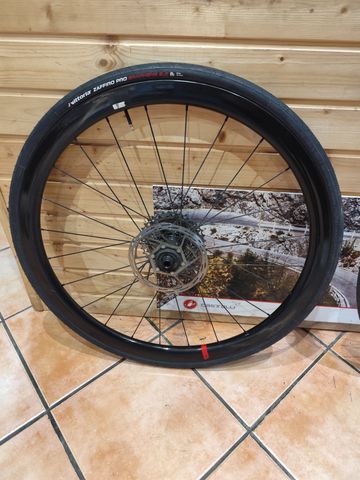 Used Wilier ndr38 2024 bike — image 6 of 8