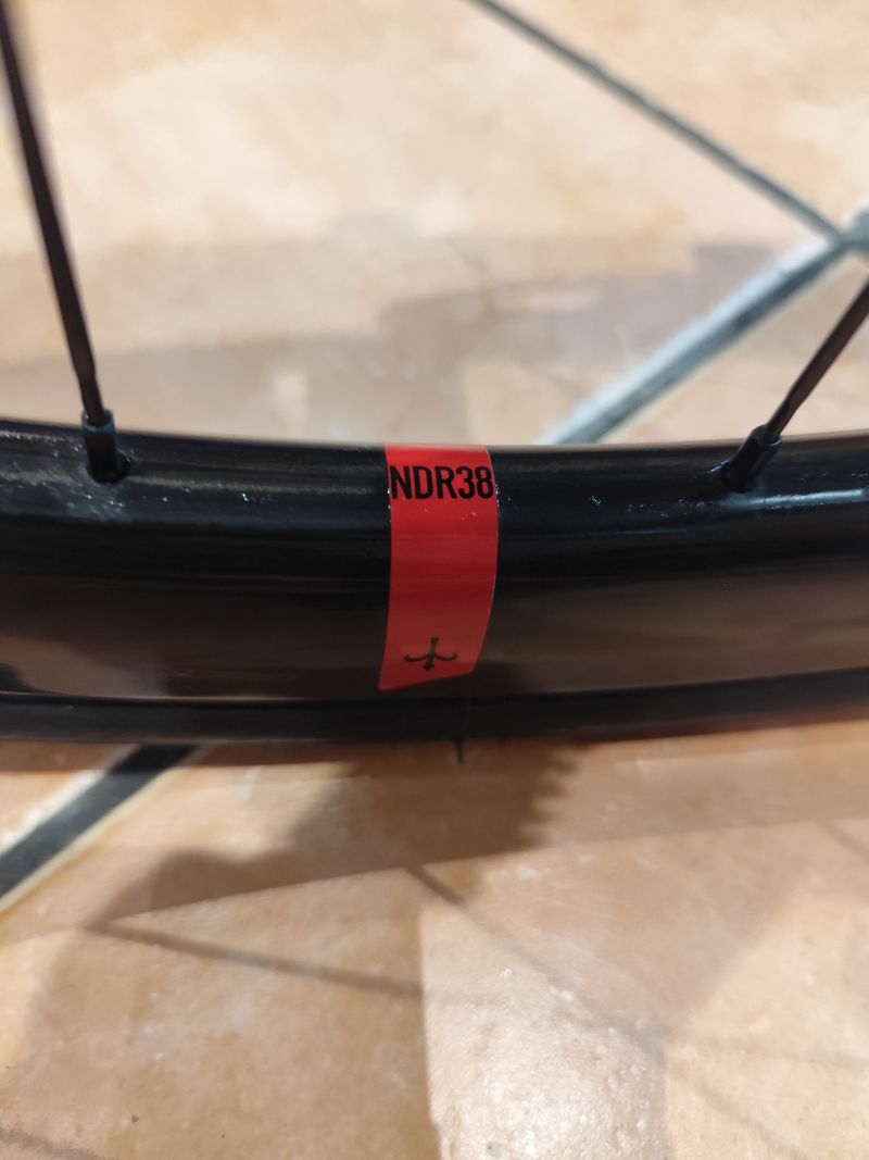 Used Wilier ndr38 2024 bike — image 4 of 8