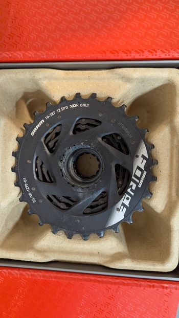 Used Sram Force 10-28 bike — image 2 of 3