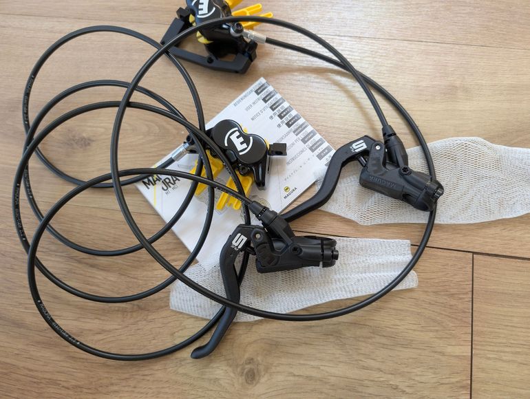 Used Magura MT5 bike — image 1 of 4