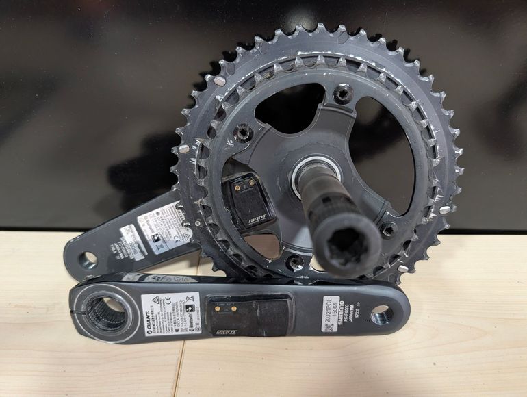 Used Shimano Ultegra R8000 Crank with Powermeter 2022 bike — image 4 of 5