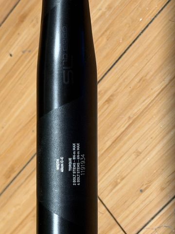 Zipp 70 Ergo Handlebars bike usato — immagine 2 di 2