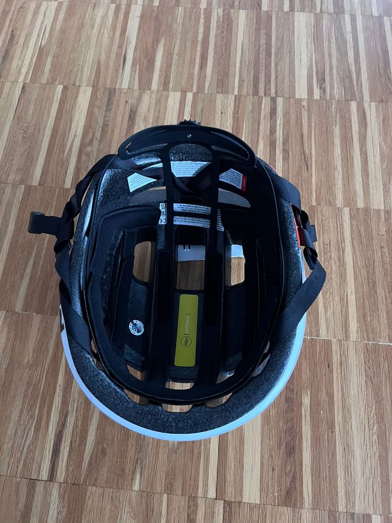 Used POC Omne Air MIPS Helmet bike — image 7 of 8