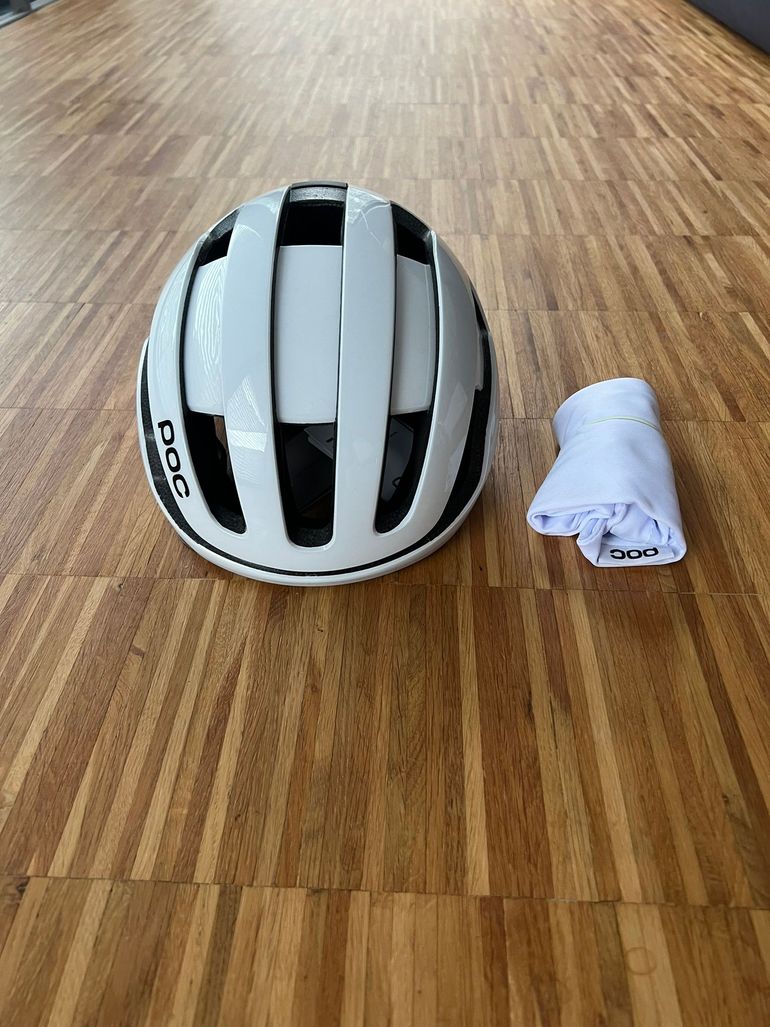 Used POC Omne Air MIPS Helmet bike — image 6 of 8