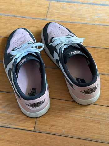 Used Nike Air Jordan 1 Low bike — image 3 of 6