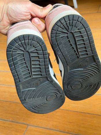 Used Nike Air Jordan 1 Low bike — image 4 of 6