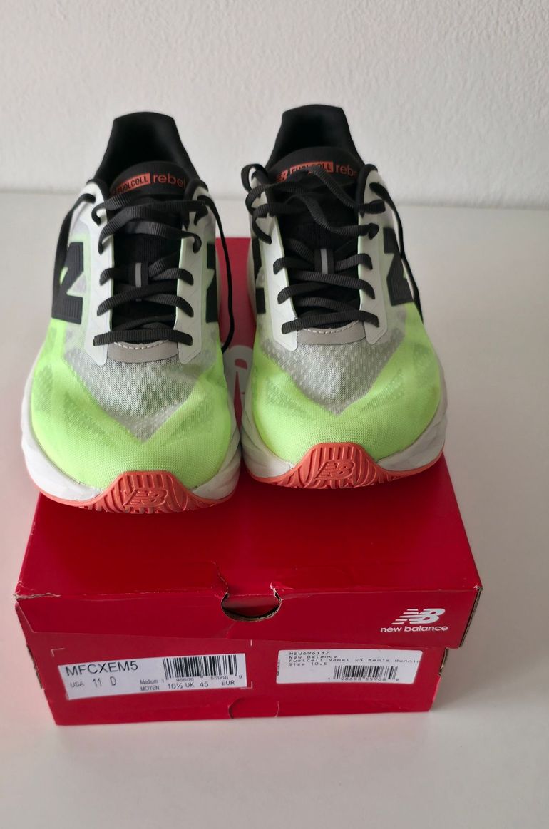 Used New Balance FuelCell Rebel v5 2026 bike — image 2 of 9