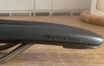 Used Fizik Vento Antares R5 Saddle 2025 bike — image 3 of 6