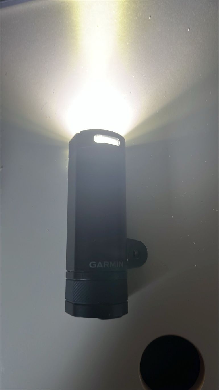 Used Garmin Varia UT800 Helmlampe bike — image 3 of 3