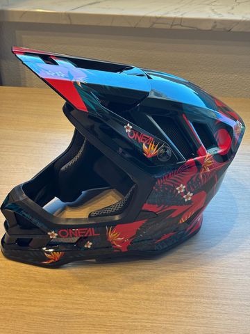 Used O‘neal Blade Polyacrylite Fullface Helmet 2025 bike — image 1 of 11