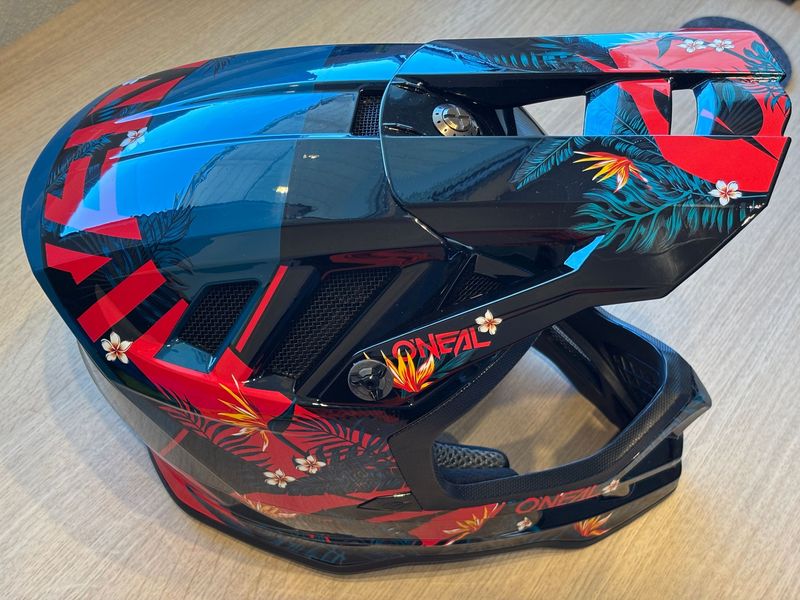 Used O‘neal Blade Polyacrylite Fullface Helmet 2025 bike — image 2 of 11