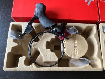Used Sram Rival eTap AXS HRD Levers bike — image 3 of 4