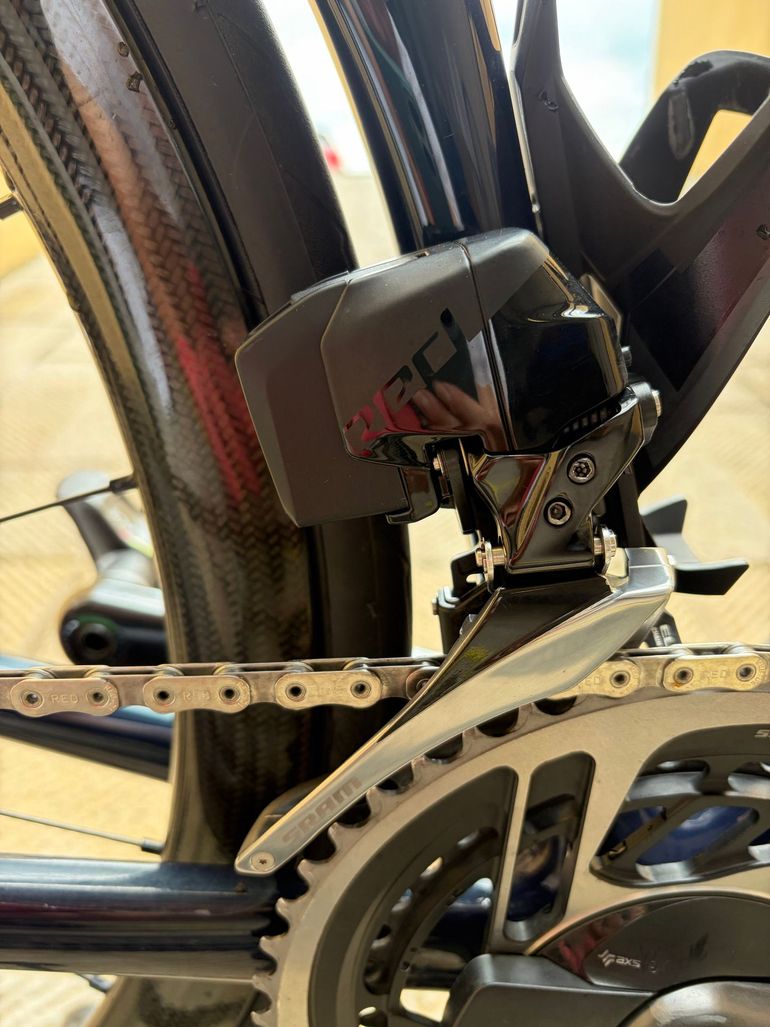 Used Sram Red AXS D1 with Powermeter 2022 bike — image 3 of 8
