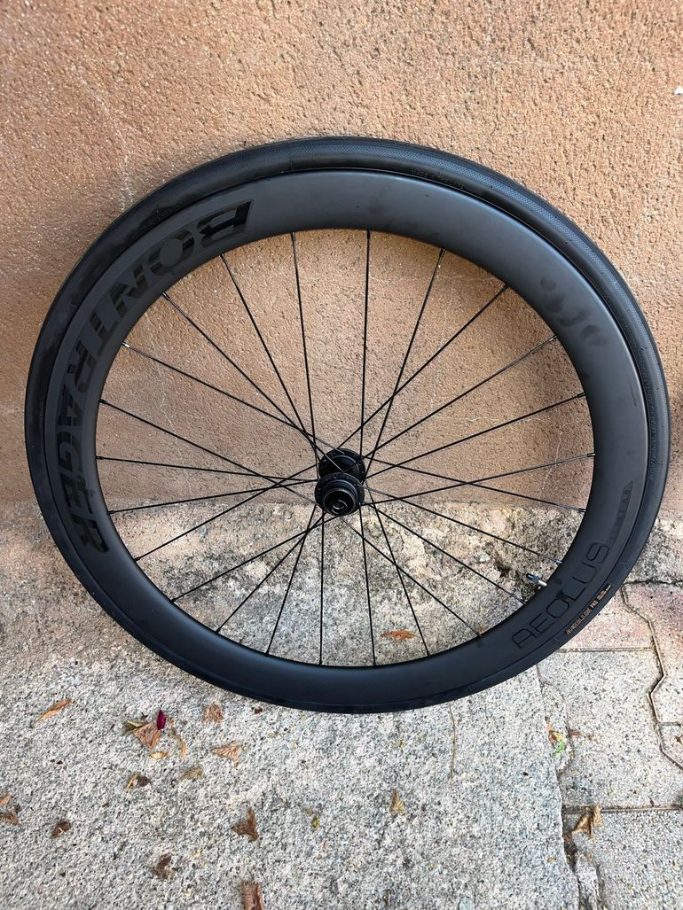 Used Bontrager Aeolus Elite 50 TLR Disc Road Wheel 2026 bike — image 2 of 7