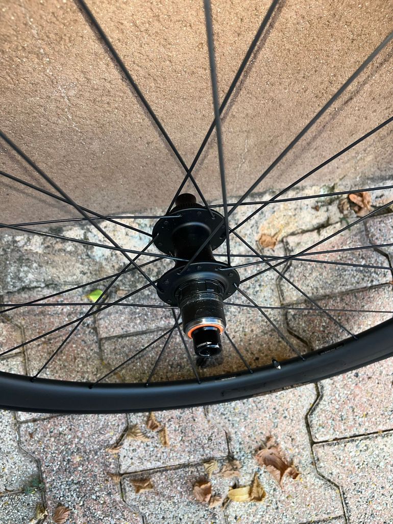 Used Bontrager Aeolus Elite 50 TLR Disc Road Wheel 2026 bike — image 7 of 7