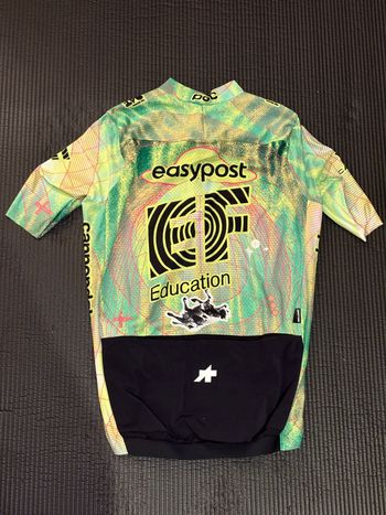 Used Assos MILLE GT Jersey S11 EVO EF - CLOSE ENCOUNTER 2026 bike — image 3 of 3