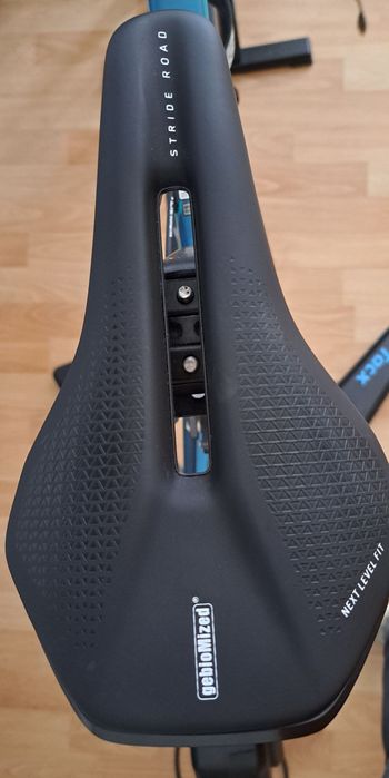 Used gebioMized Sattel Stride Road bike — image 2 of 2
