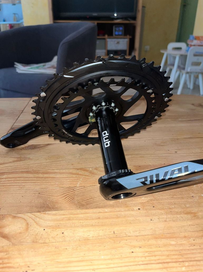 Used Sram Rival E1 Dub 48/35 172,5 2026 bike — image 3 of 5