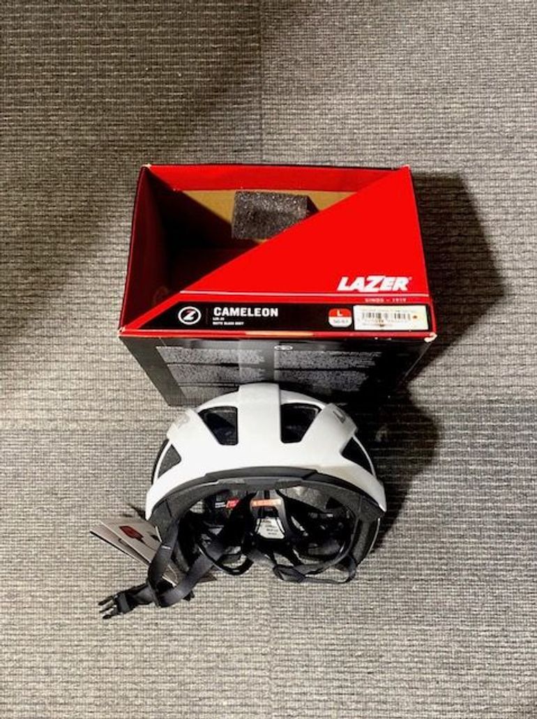 Used Lazer Cameleon Helmet 2025 bike — image 4 of 4