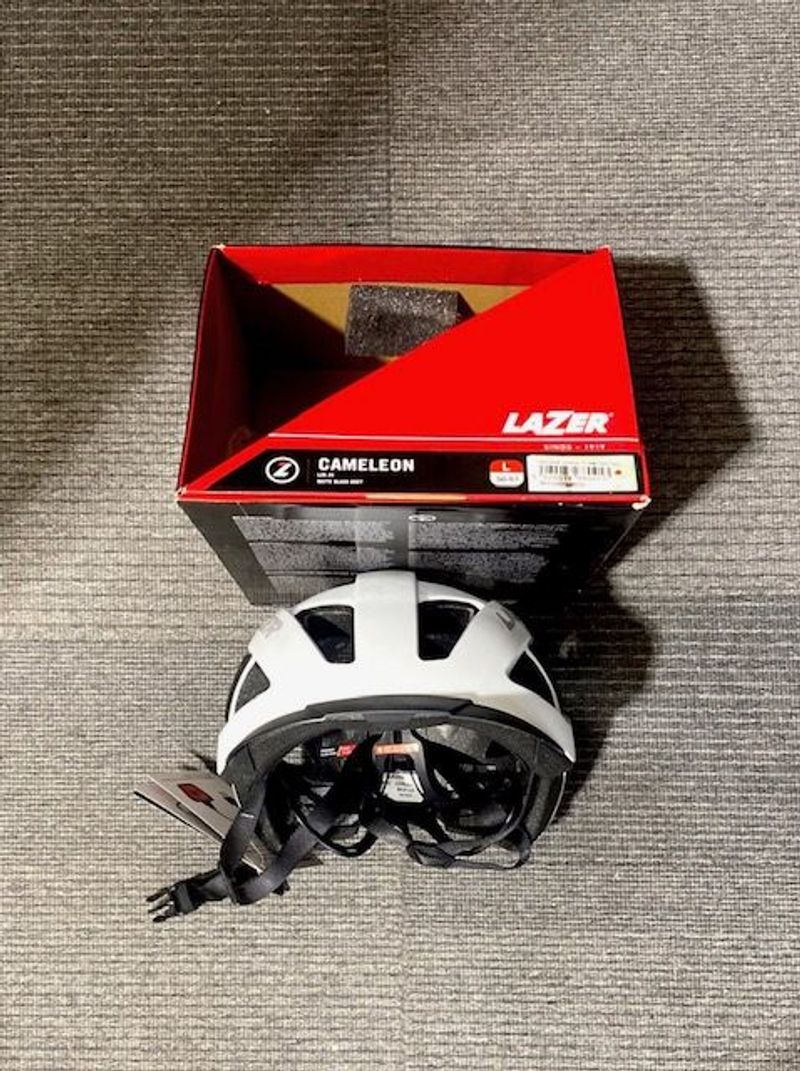 Použité Lazer Cameleon Helmet 2025 bike — obrázek 4 z 4