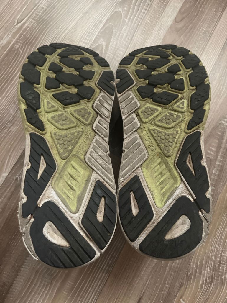 Used Hoka Arahi 6 2022 bike — image 4 of 5