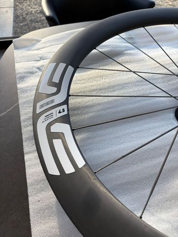 Used Custom build Custom Road Wheelset 2026 bike — image 4 of 5