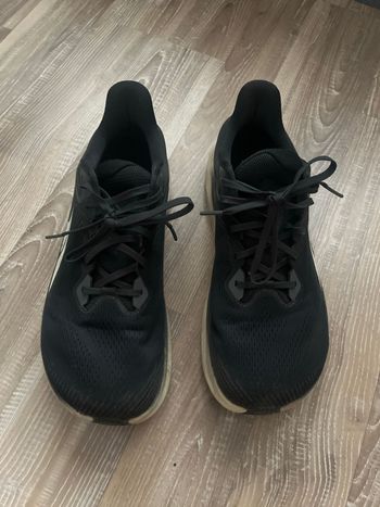 Used Altra Torin 8 bike