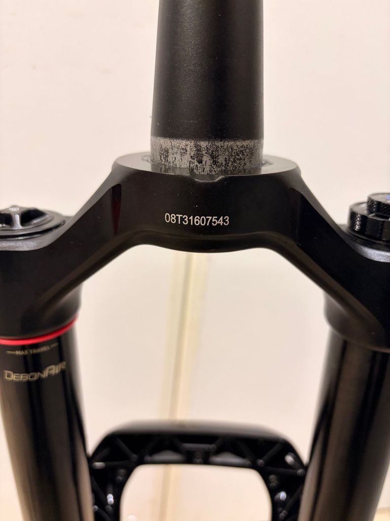 Used RockShox ZEB Ultimate 2024 bike — image 4 of 9