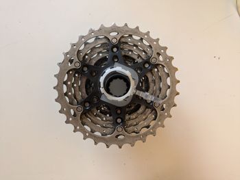 Used Shimano Cassette Ultegra e 105 bike — image 5 of 5
