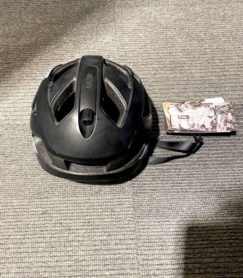 Używany Lazer Cameleon Helmet 2025 bike — zdjęcie 2 z 4