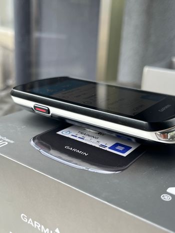 Used Garmin Edge 1040 GPS Computer bike — image 7 of 12