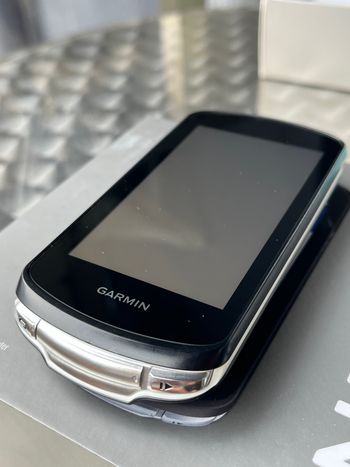 Used Garmin Edge 1040 GPS Computer bike — image 10 of 12