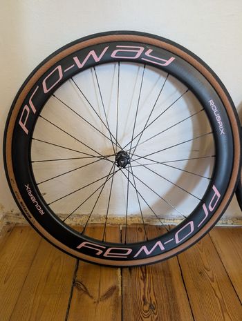 Used pro-way Roubaix Carbon Wheels, 50 mm bike — image 2 of 6