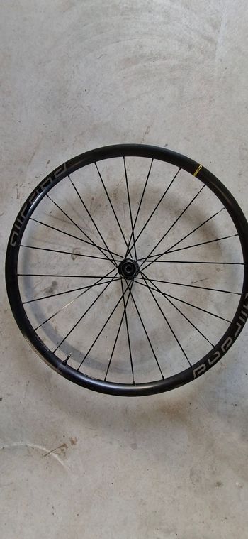 Used Mavic Allroad 650b bike — image 5 of 8
