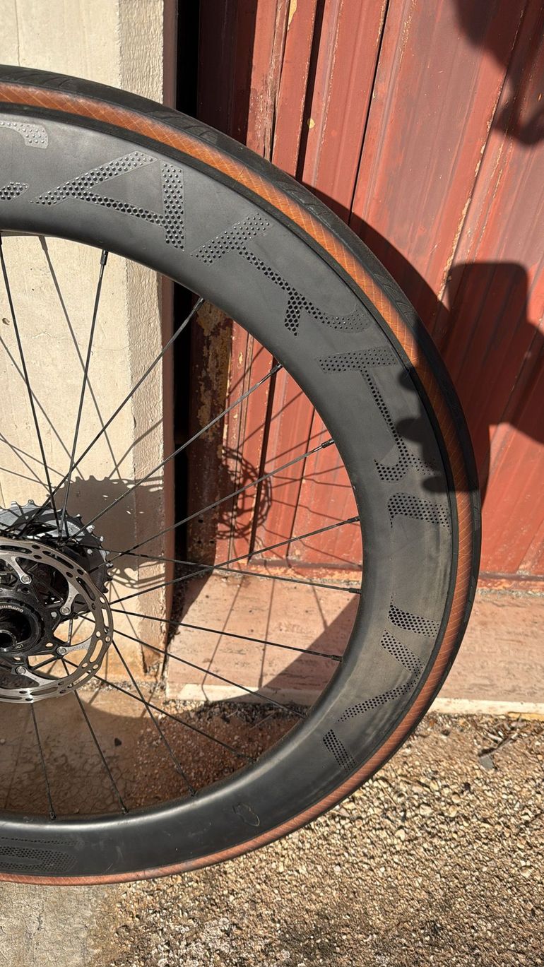 Used space carbon Carbon 50/60 Wheelset 2023 bike — image 2 of 5