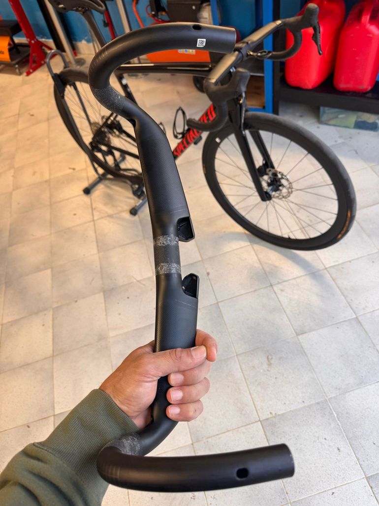 Used Specialized Roval Rapide Handlebar bike — image 2 of 2