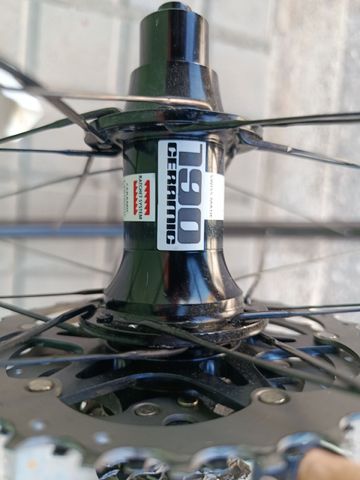 Used Ffwd Carbon Wheels 2014 bike — image 4 of 7